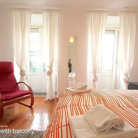 Akicity Bairro Alto Classic Lisbon